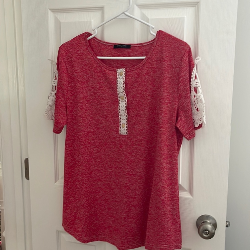 Mineral red blouse size XL